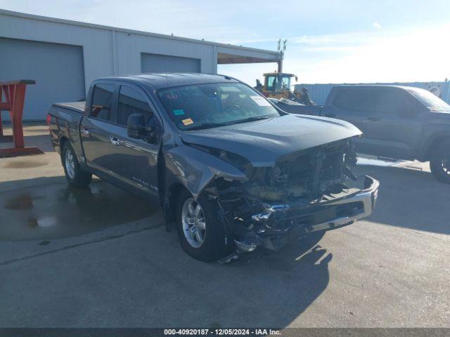  Salvage Nissan Titan