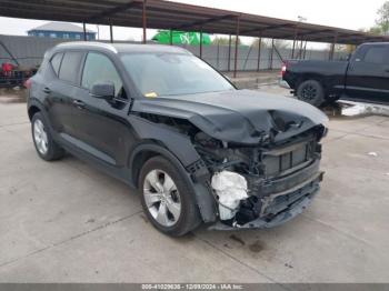  Salvage Volvo XC40