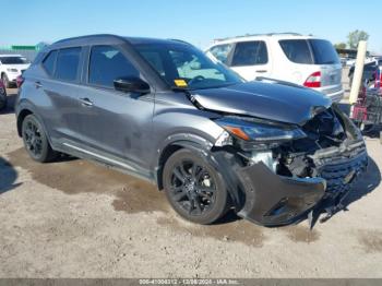  Salvage Nissan Kicks