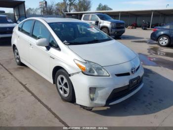  Salvage Toyota Prius