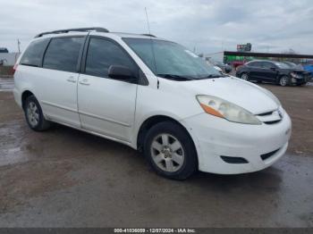  Salvage Toyota Sienna