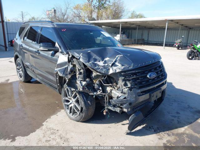  Salvage Ford Explorer