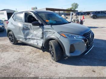  Salvage Nissan Kicks