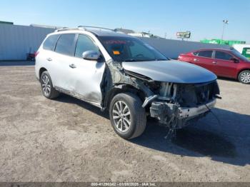  Salvage Nissan Pathfinder