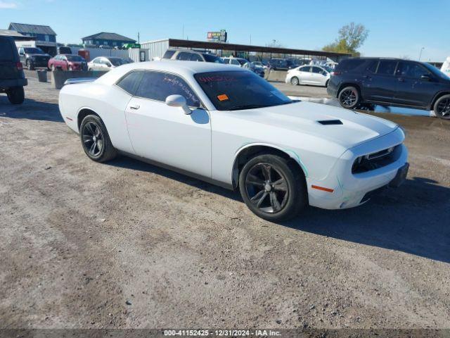  Salvage Dodge Challenger