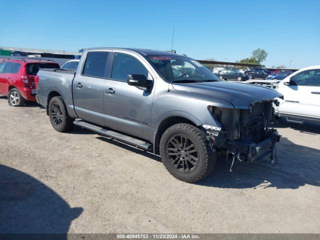  Salvage Nissan Titan