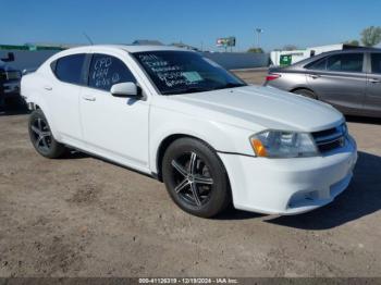  Salvage Dodge Avenger