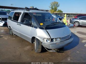  Salvage Toyota Previa