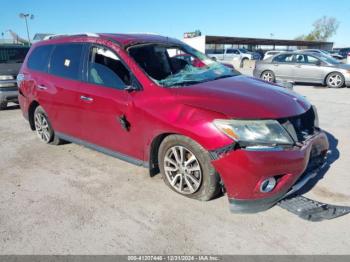  Salvage Nissan Pathfinder