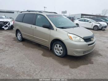  Salvage Toyota Sienna