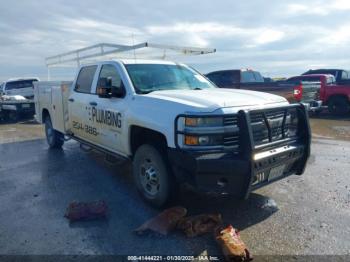  Salvage Chevrolet Silverado 2500