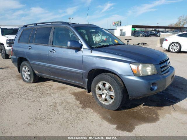  Salvage Toyota Highlander