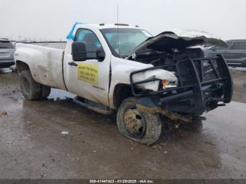  Salvage Chevrolet Silverado 3500