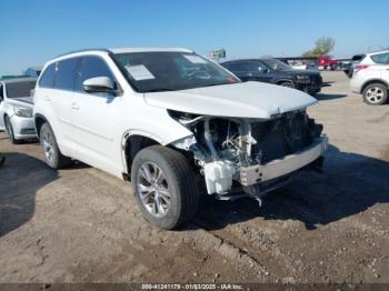  Salvage Toyota Highlander