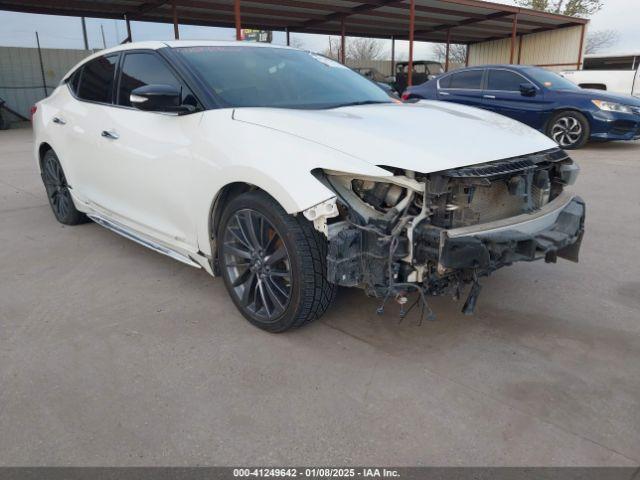  Salvage Nissan Maxima