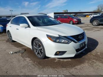  Salvage Nissan Altima