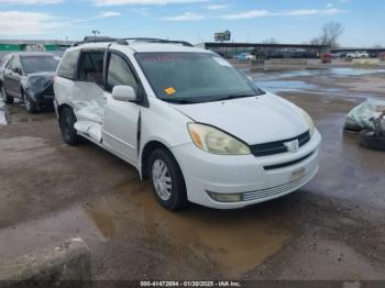  Salvage Toyota Sienna