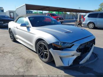  Salvage Ford Mustang