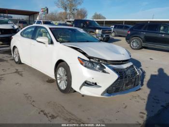  Salvage Lexus Es