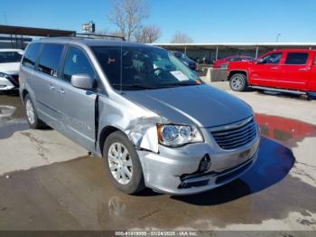  Salvage Chrysler Town & Country