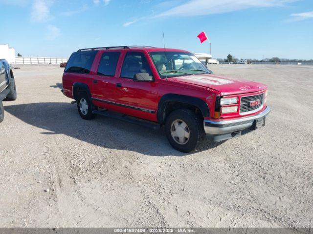  Salvage GMC Suburban 1500