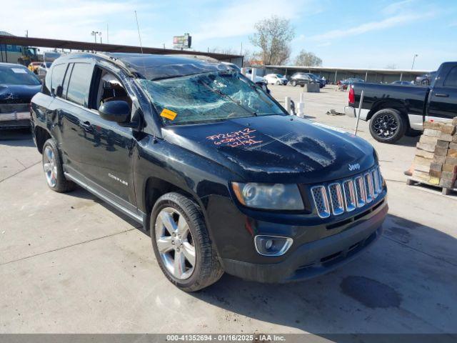  Salvage Jeep Compass