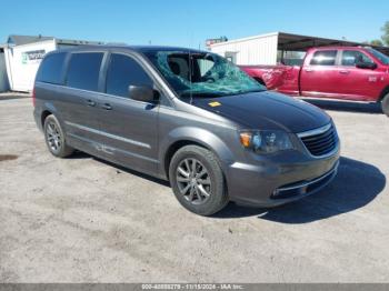  Salvage Chrysler Town & Country