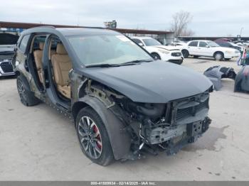  Salvage Cadillac XT6