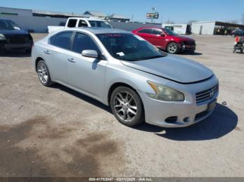  Salvage Nissan Maxima