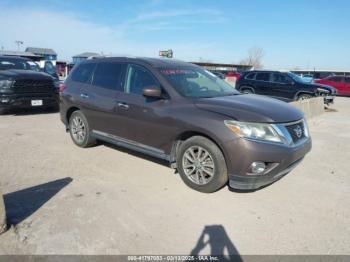  Salvage Nissan Pathfinder