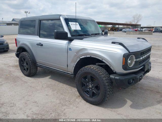  Salvage Ford Bronco