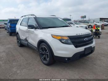  Salvage Ford Explorer