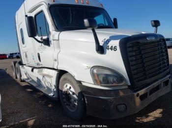  Salvage Freightliner Cascadia 125