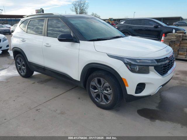  Salvage Kia Seltos