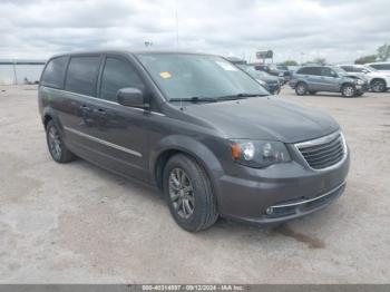  Salvage Chrysler Town & Country