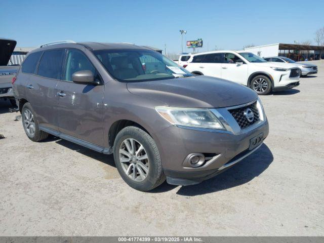  Salvage Nissan Pathfinder