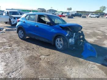  Salvage Nissan Kicks