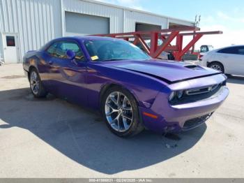  Salvage Dodge Challenger