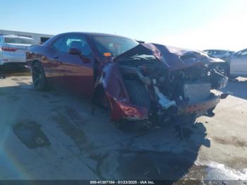  Salvage Dodge Challenger