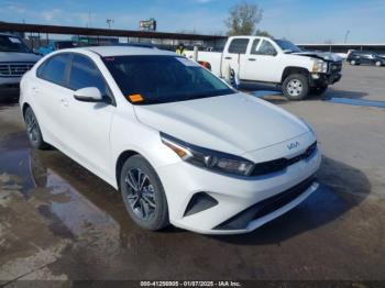  Salvage Kia Forte
