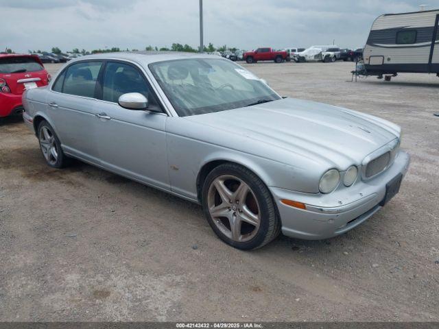  Salvage Jaguar XJ