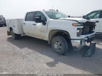  Salvage Chevrolet Silverado 3500