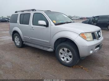  Salvage Nissan Pathfinder