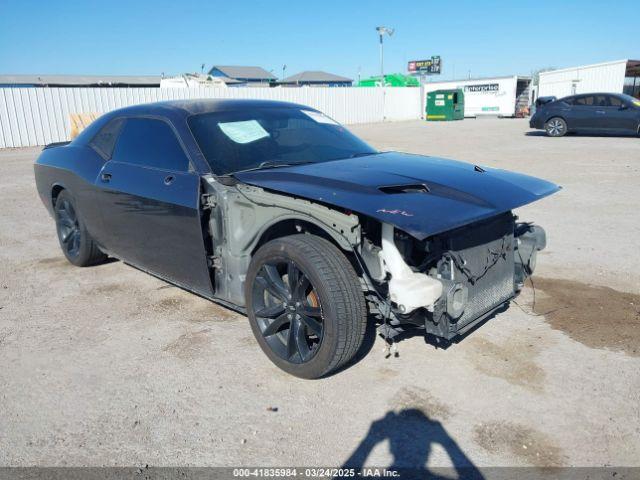  Salvage Dodge Challenger