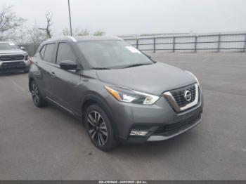  Salvage Nissan Kicks