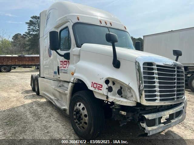  Salvage Freightliner Cascadia 125