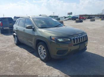  Salvage Jeep Cherokee