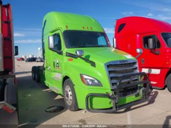 Salvage Freightliner New Cascadia 126