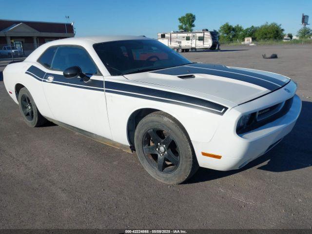  Salvage Dodge Challenger