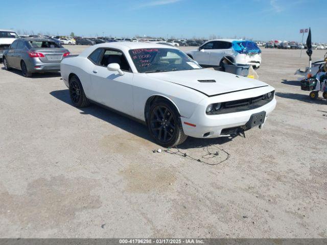  Salvage Dodge Challenger